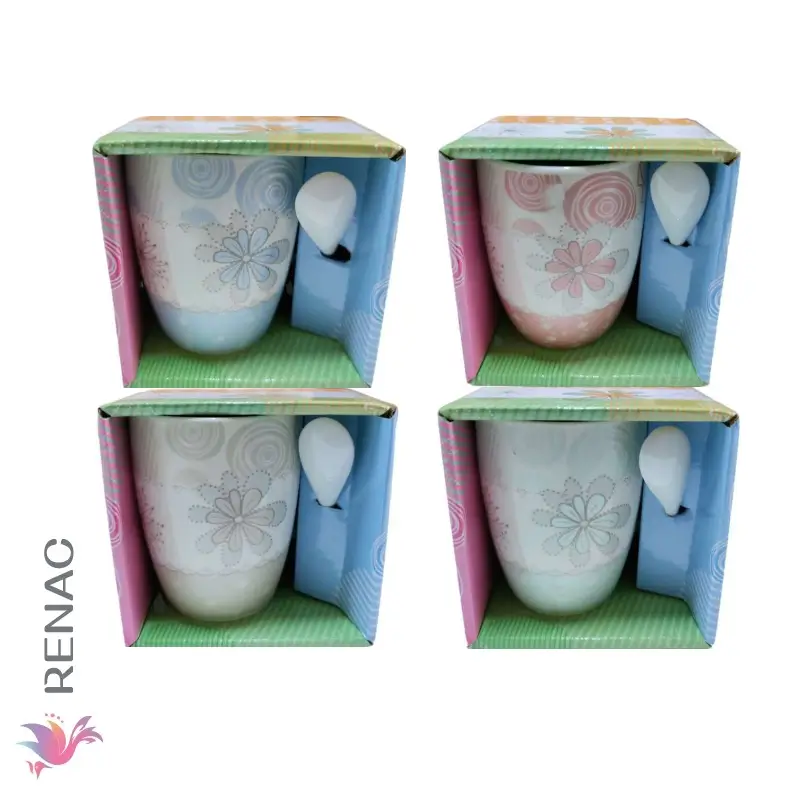 Taza con cuchara en caja