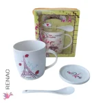 Taza, cuchara y plato